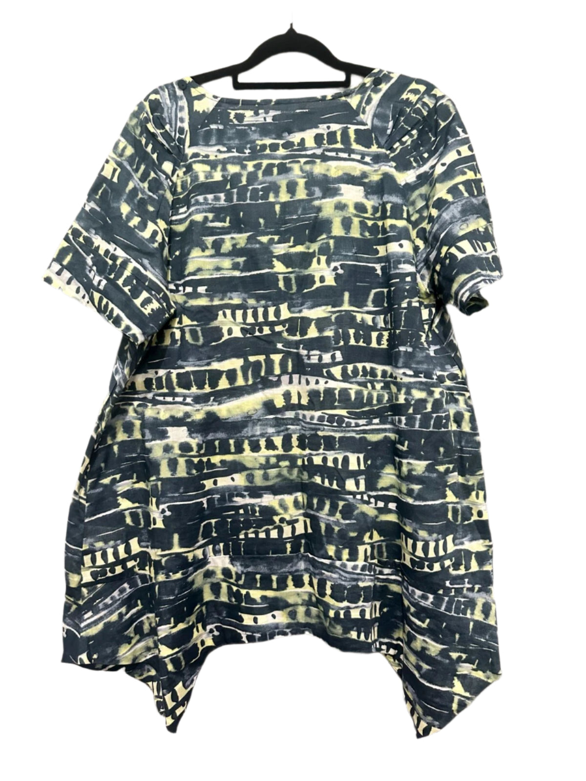 Yarra Trail - Black Yellow Pattern Top